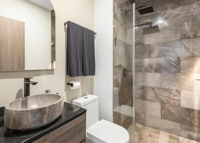 Apartment Unique Ph With Ocean View And Jacuzzi 3bed 4bath *